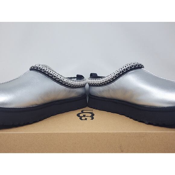 DS UGG Tazz Leather Slipper SILVER METALLIC 1143776K-SLVM - Picture 6 of 6